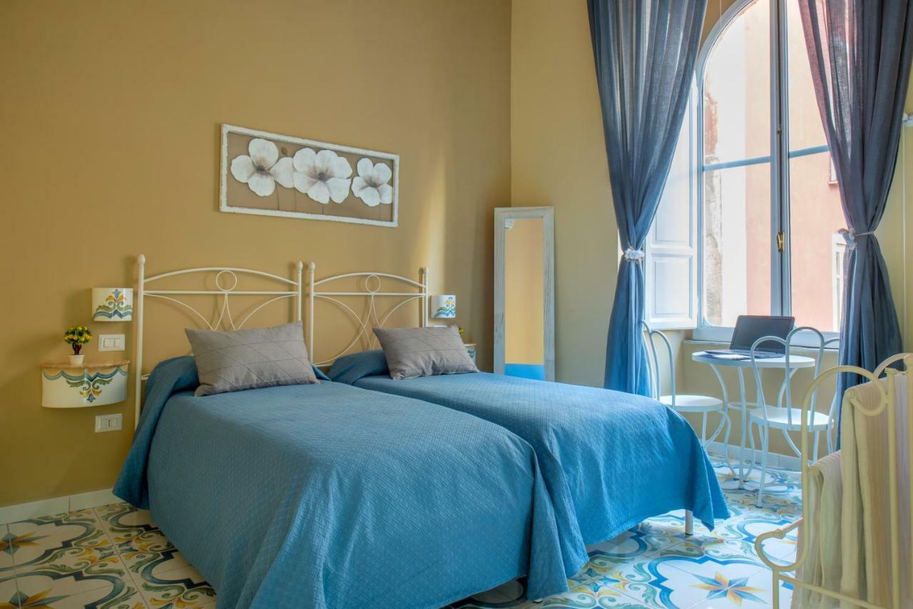 Regina Elena Bed & Breakfast Naples Luaran gambar
