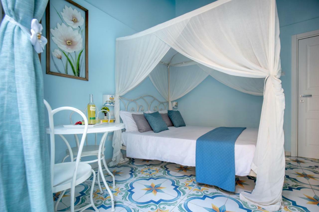 Regina Elena Bed & Breakfast Naples Luaran gambar
