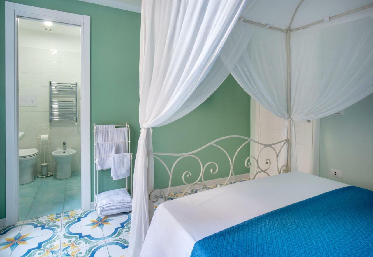 Regina Elena Bed & Breakfast Naples Luaran gambar