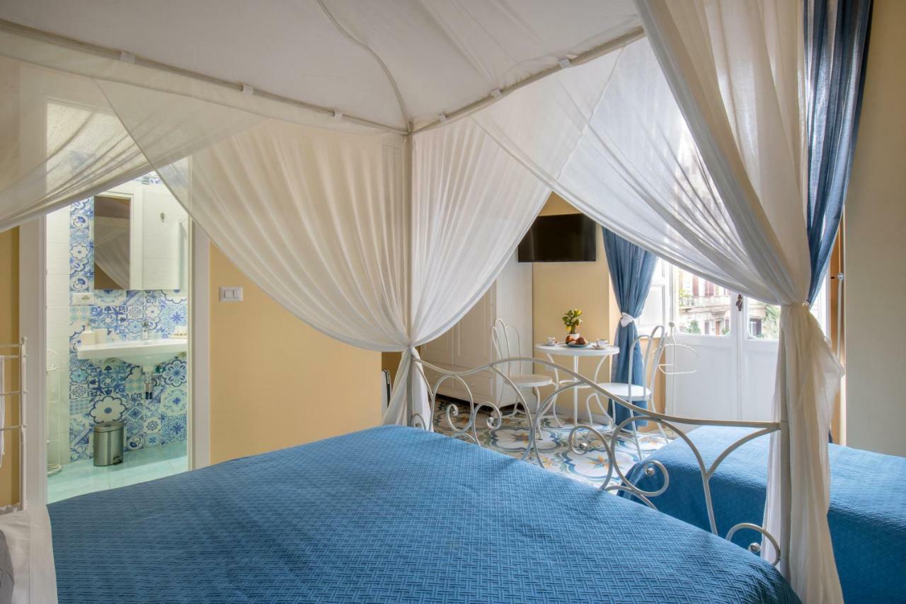 Regina Elena Bed & Breakfast Naples Luaran gambar