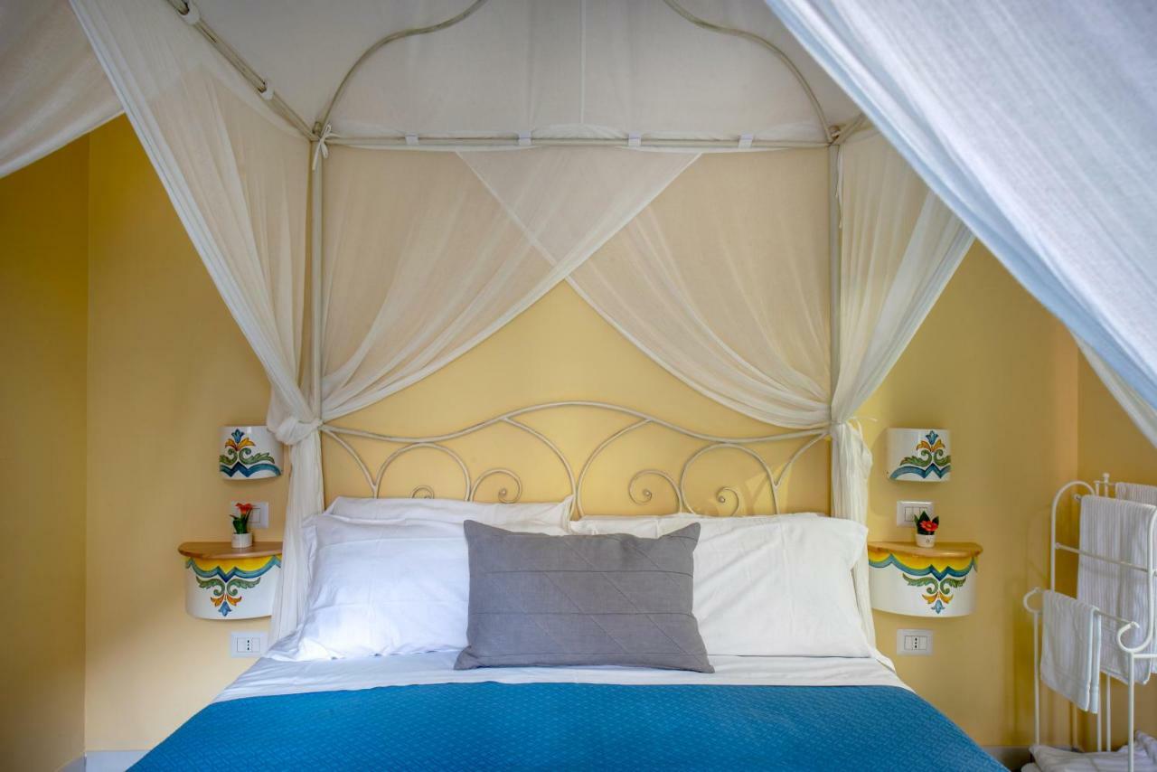 Regina Elena Bed & Breakfast Naples Luaran gambar