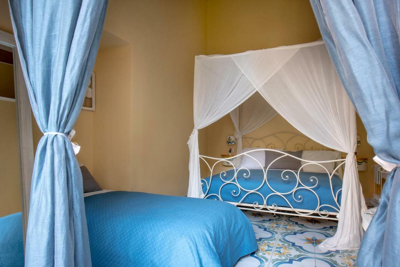 Regina Elena Bed & Breakfast Naples Luaran gambar