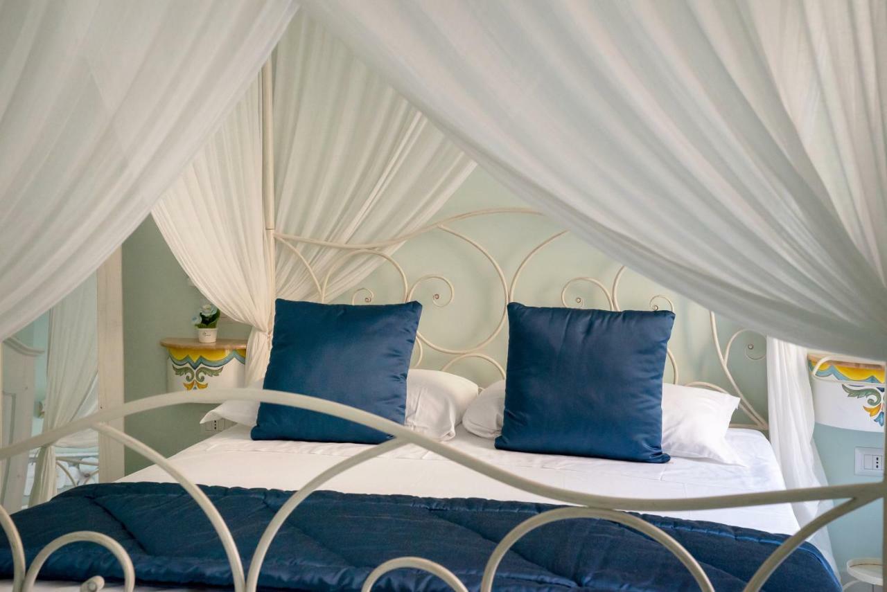 Regina Elena Bed & Breakfast Naples Luaran gambar